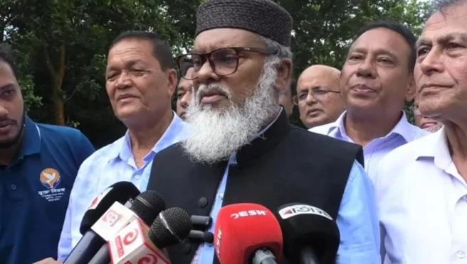 রাজনৈতিক দলের ঐক্যমতে জুলাই সনদ যথাসময়ে স্বাক্ষরিত হবে-কুমিল্লায় ধর্ম উপদেষ্টা